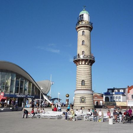 Sonnendeck, Direkt Am Leuchtturm Apartment Rostock Bagian luar foto