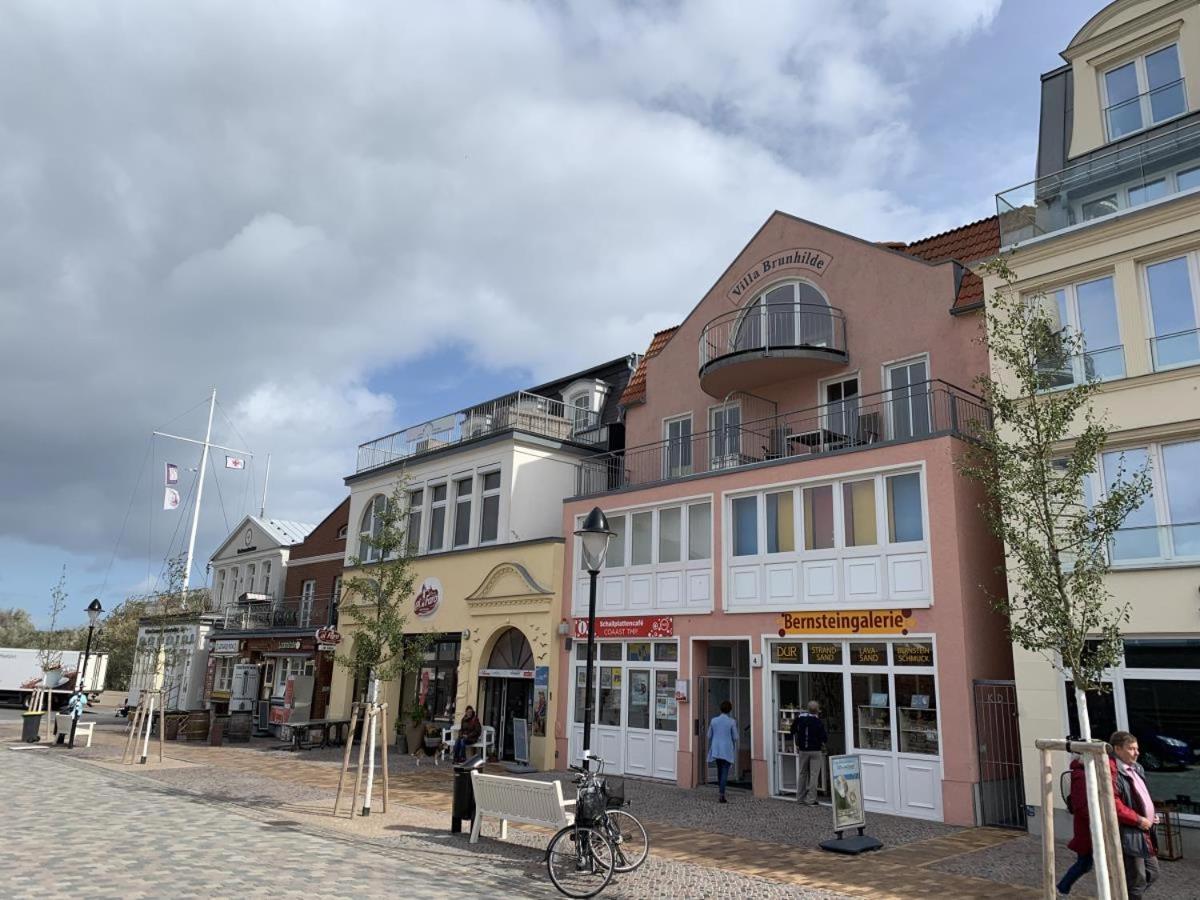 Sonnendeck, Direkt Am Leuchtturm Apartment Rostock Bagian luar foto
